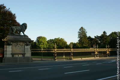 La grille du palais royal belge :D